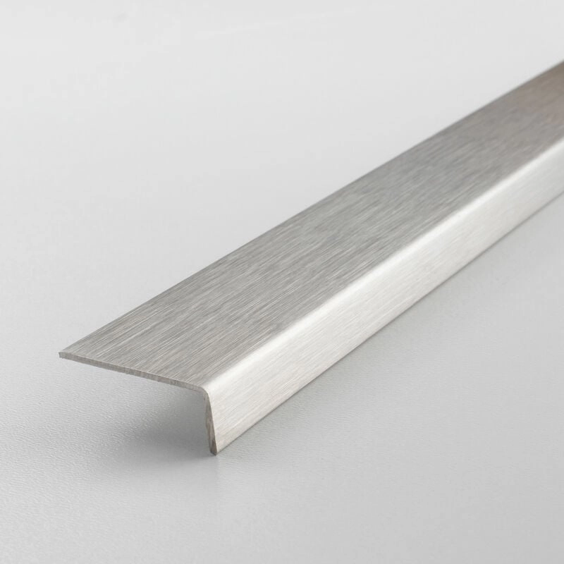 Proviston - Mini-Winkelprofil | Edelstahl | Edelstahl matt | Breite 22 mm | Höhe 15 mm | Länge 2700 mm | Ungebohrt | Treppenkantenprofil |