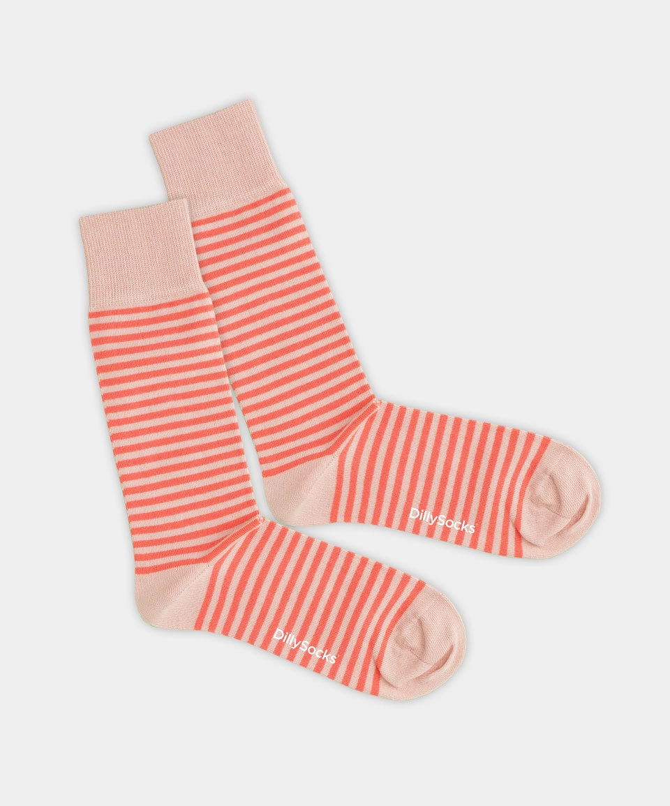 - Socken in Rosa mit Streifen Motiv/Muster