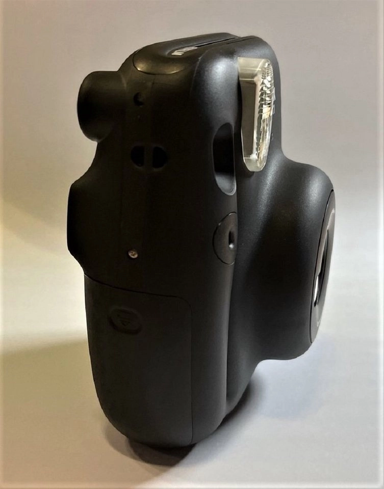 Fujifilm Instax Mini Sofortbildkamera Grau | Objektiv: 60 mm | automatische Belichtung | anpassbare Linse | Integriertes Bildzählwerk | integrierte Blitz