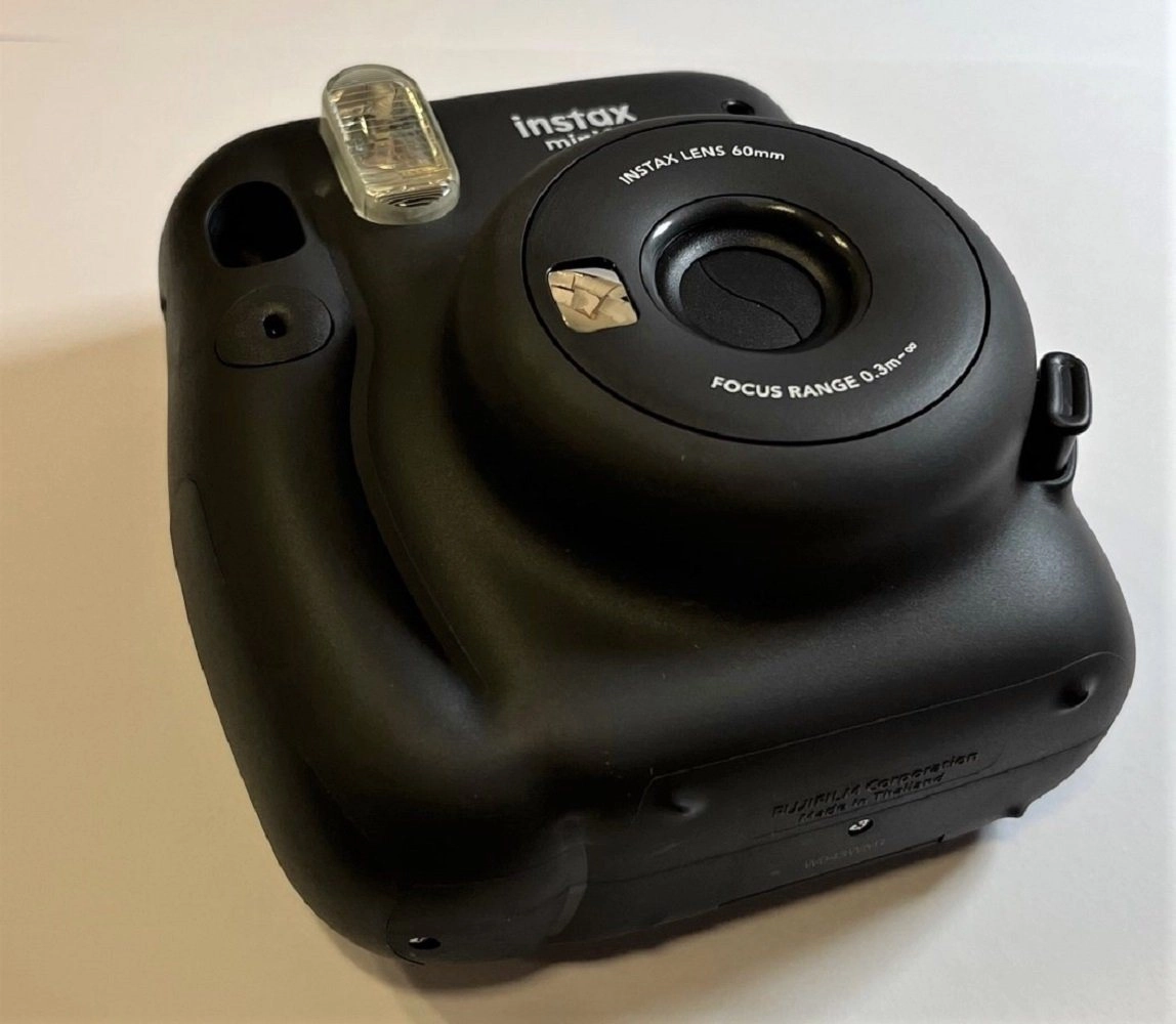 Fujifilm Instax Mini Sofortbildkamera Grau | Objektiv: 60 mm | automatische Belichtung | anpassbare Linse | Integriertes Bildzählwerk | integrierte Blitz