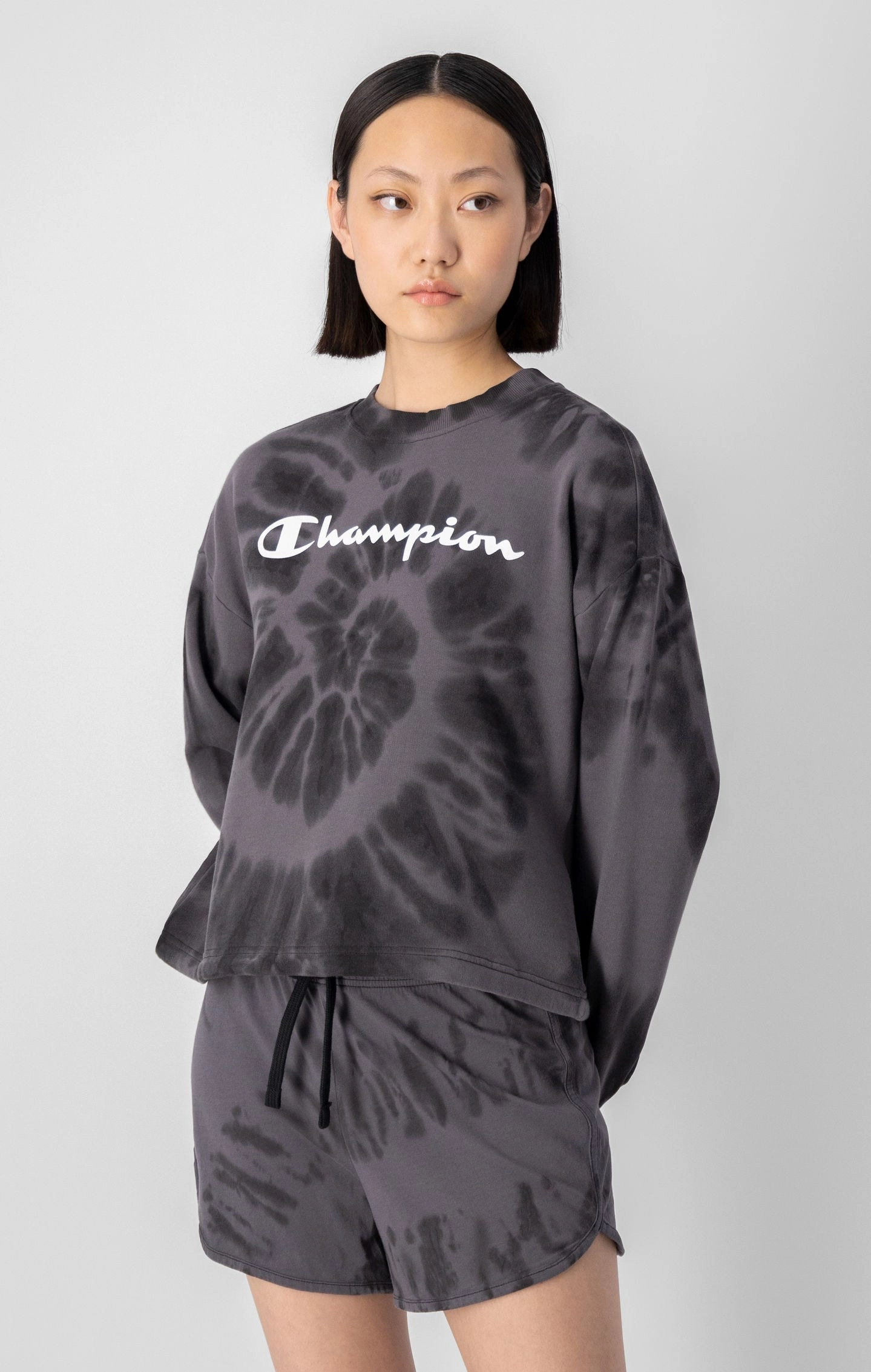 Sweatshirt mit Logo-Schriftzug in Batik-Optik