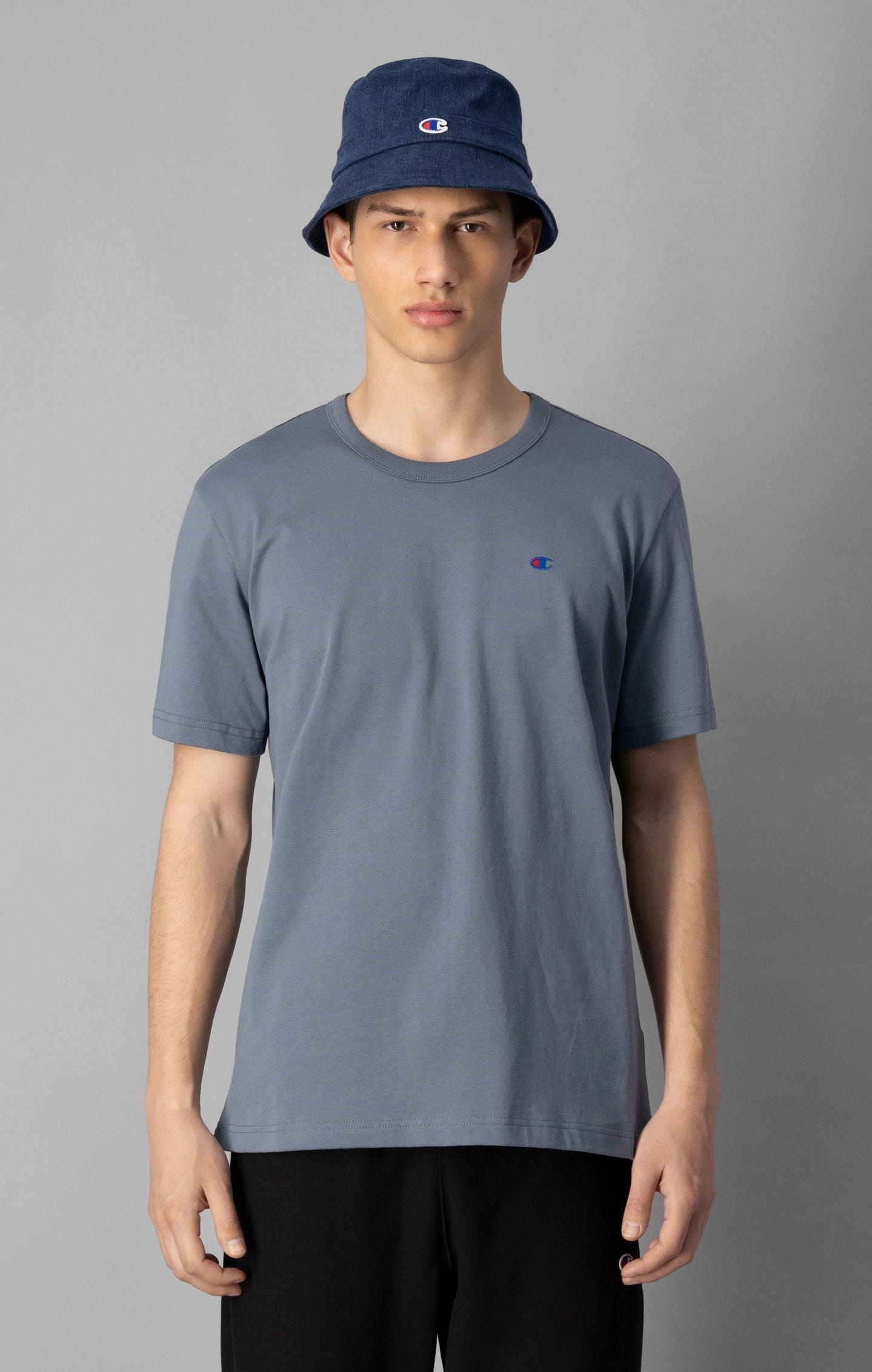 Rundhals-T-Shirt mit C-Logo