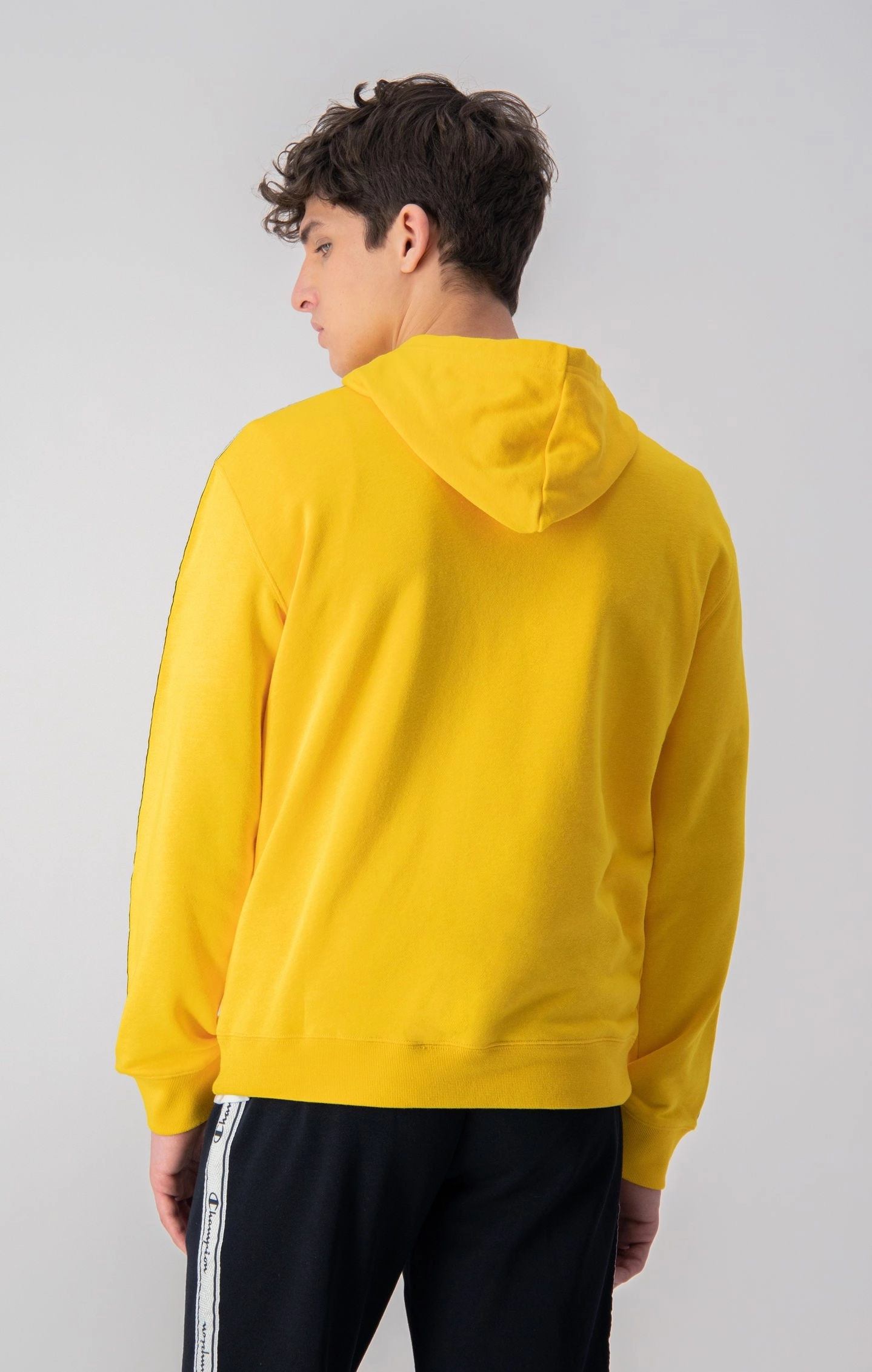 Kapuzenpullover mit Jacquardpaspel am Ärmel