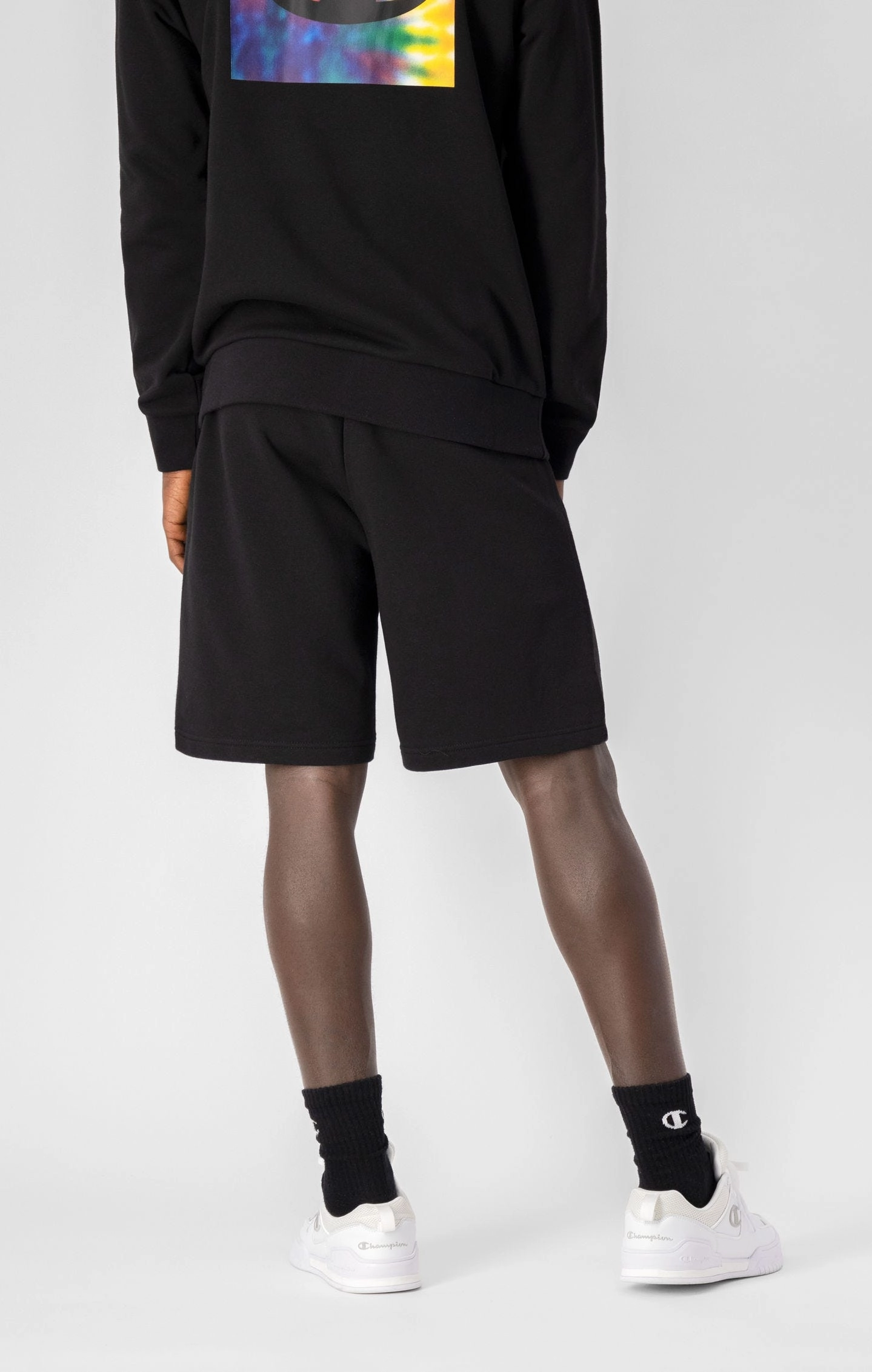 Shorts mit Kordelzug und Grafik mit psychedelischem Batikmuster
