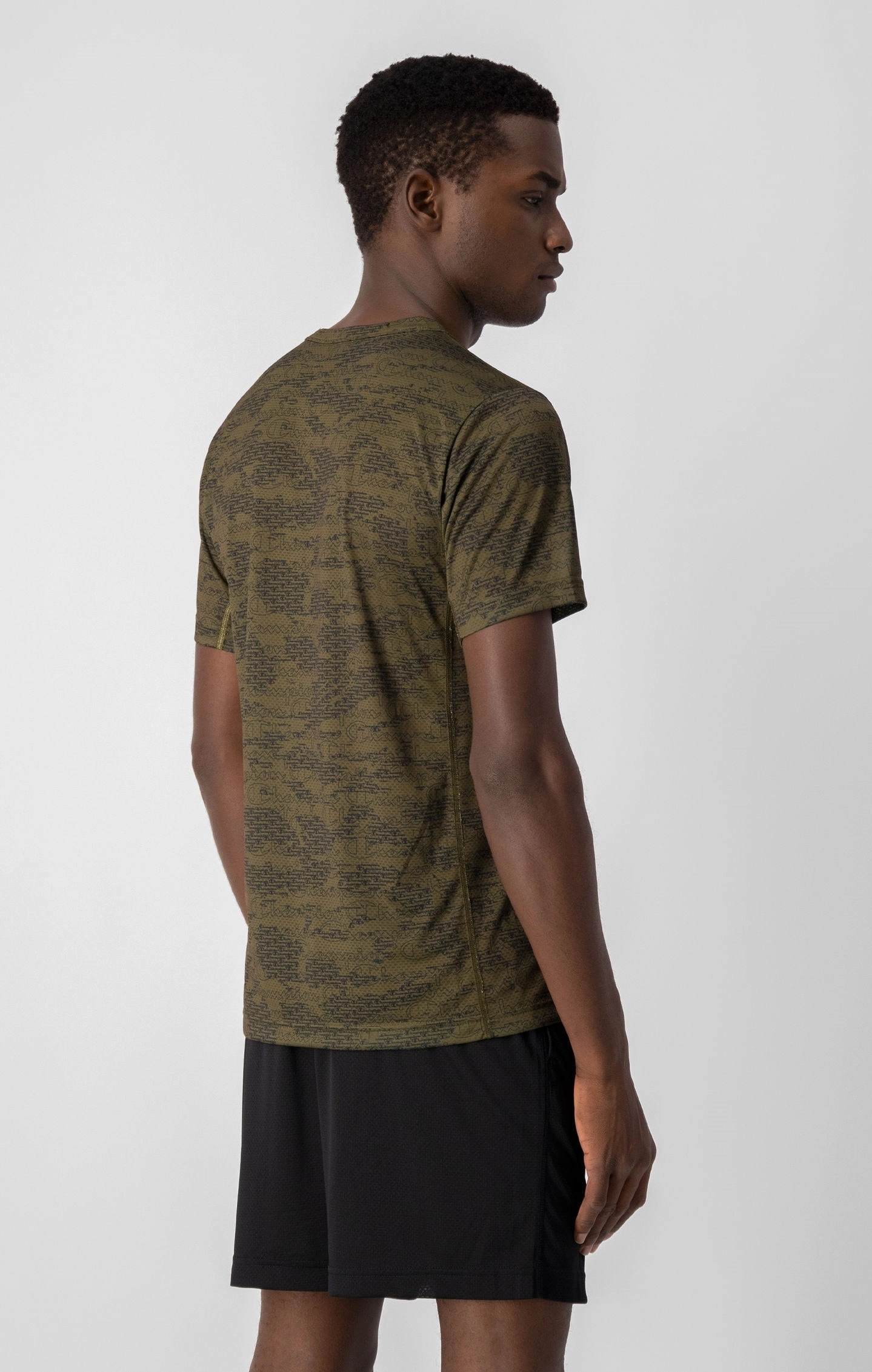 Schnelltrocknendes T-Shirt aus Micro-Mesh
