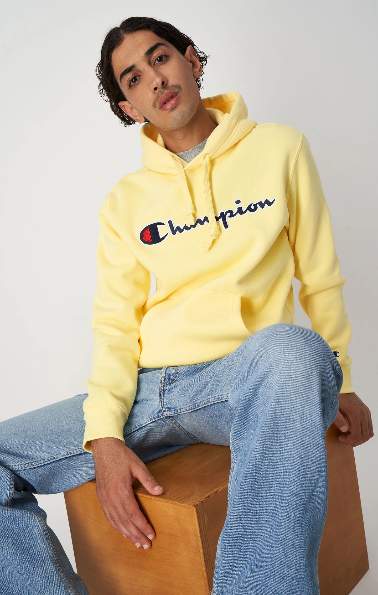 Hoodie aus Baumwollfleece mit gesticktem Logo-Schriftzug