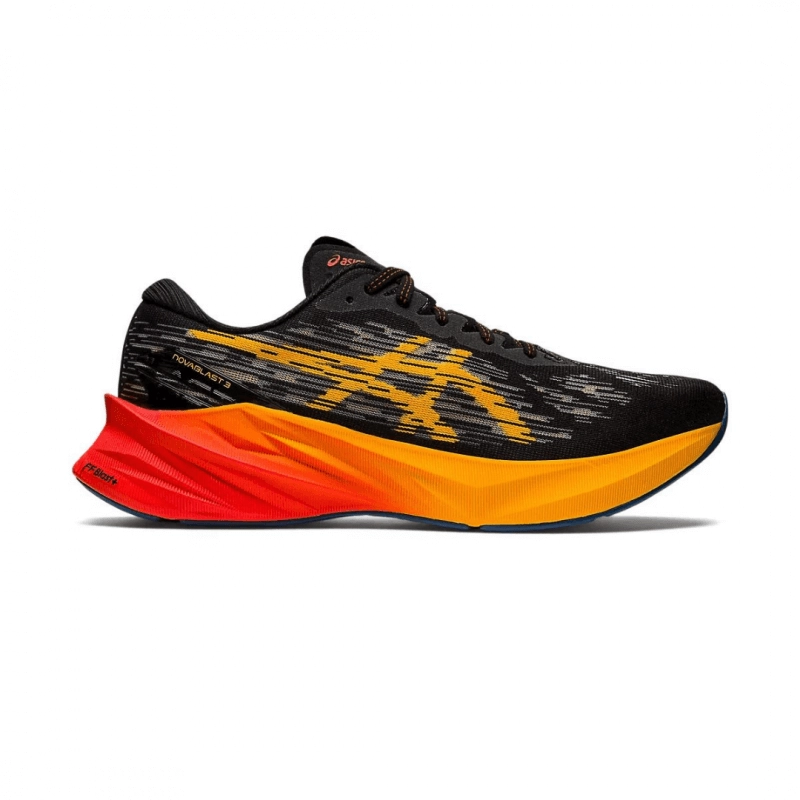 Asics Novablast 3 Schuhe Schwarz Orange AW22, Größe 44,5 - EUR