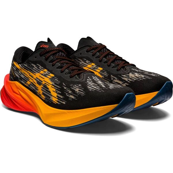 Asics Novablast 3 Schuhe Schwarz Orange AW22, Größe 45 - EUR