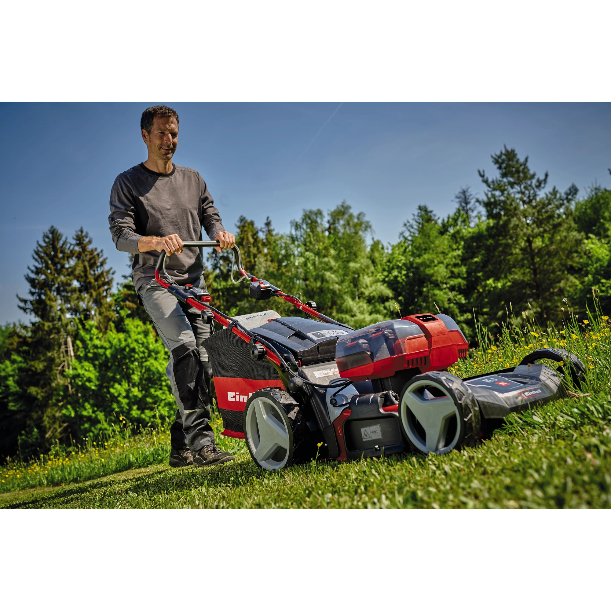 Einhell Akku-Rasenmäher 'GP-CM 36/47 S HW Li' mit 4 x 18 V Akkus und 2 Ladegeräten, bis 700 m²