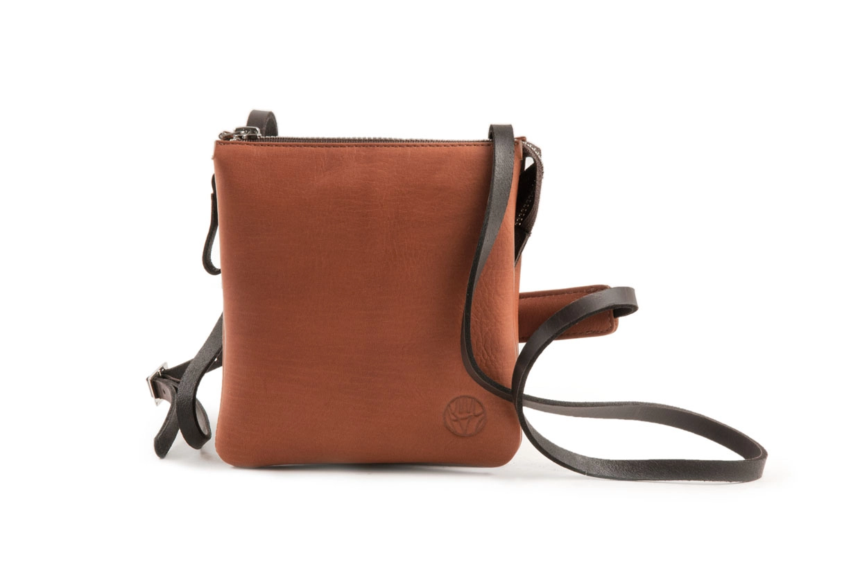 Harold&#039 s Chaza Slingbag Small Cognac