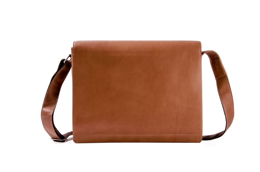 Harold&#039 s Campo Kuriertasche M Cognac