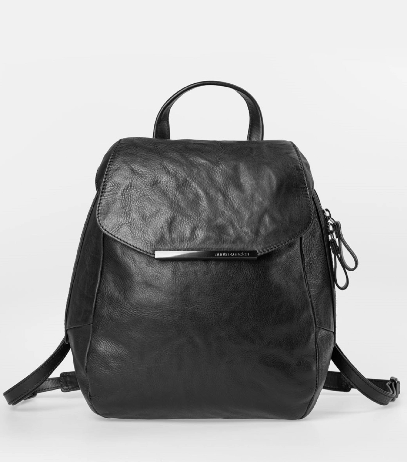 aunts & uncles Grandma&#039 s Luxury Club Mrs. Dumpling kompakte Rucksack black smoke