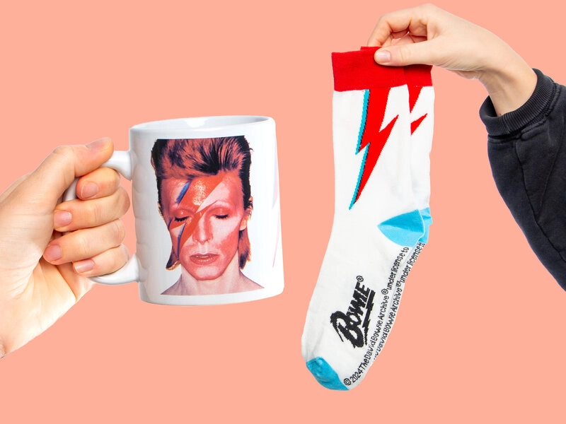 David Bowie Tasse & Socken Geschenk-Set