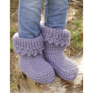 Plum Crumble by DROPS Design - Strickmuster mit Kit Kinder-Slipper Kra - 22/23