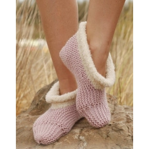 Julia by DROPS Design - Strickmuster mit Kit Slipper Größen 35/37 - 42 - 38/40