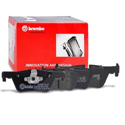 BREMBO Bremsbelagsatz P 06 071 Bremsbeläge,Bremsklötze BMW,1 Schrägheck (F20),3 Touring (F31),3 Limousine (F30, F80),X3 (F25),3 GT (F34)