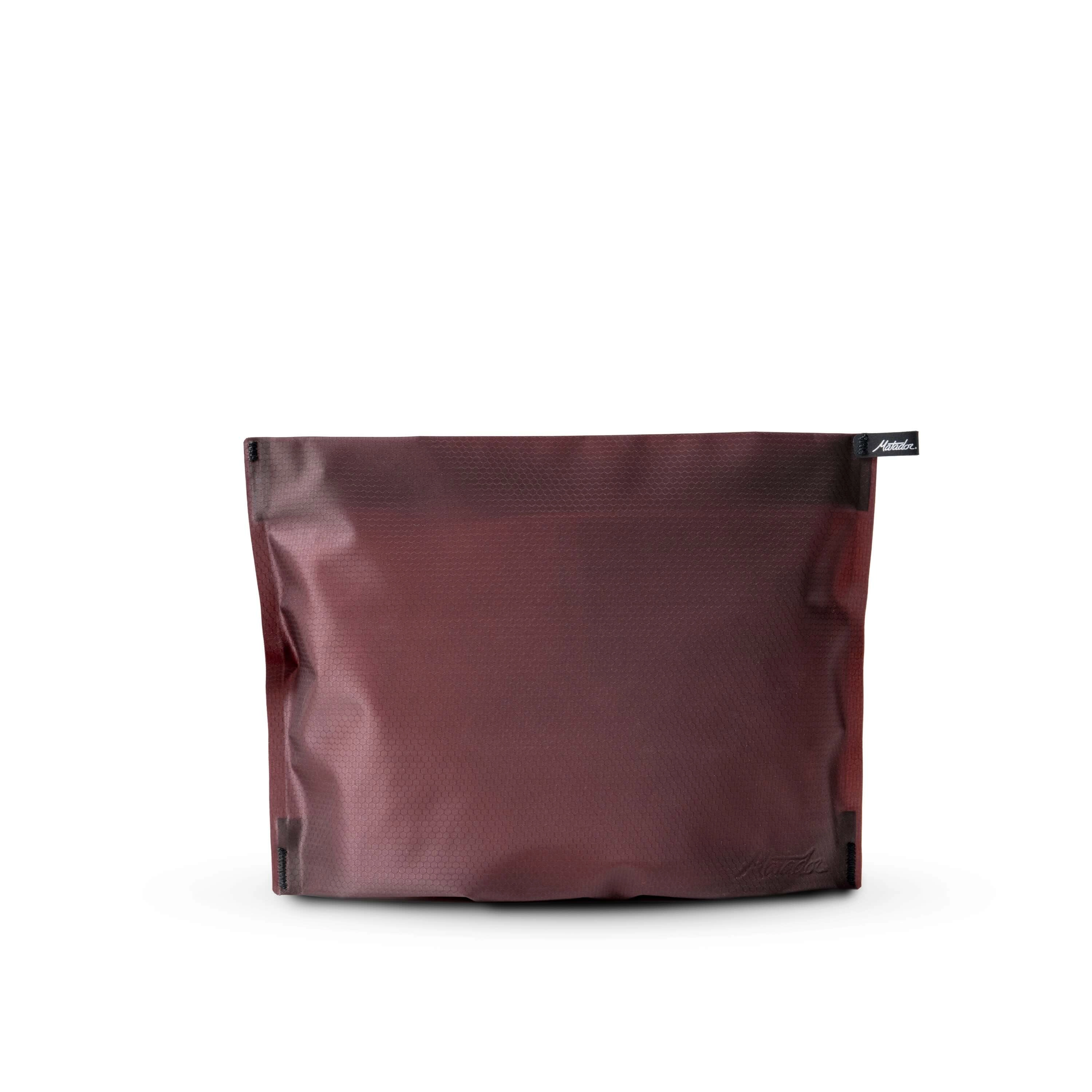 Matador FlatPak Zipper Toiletry Case (garnet)