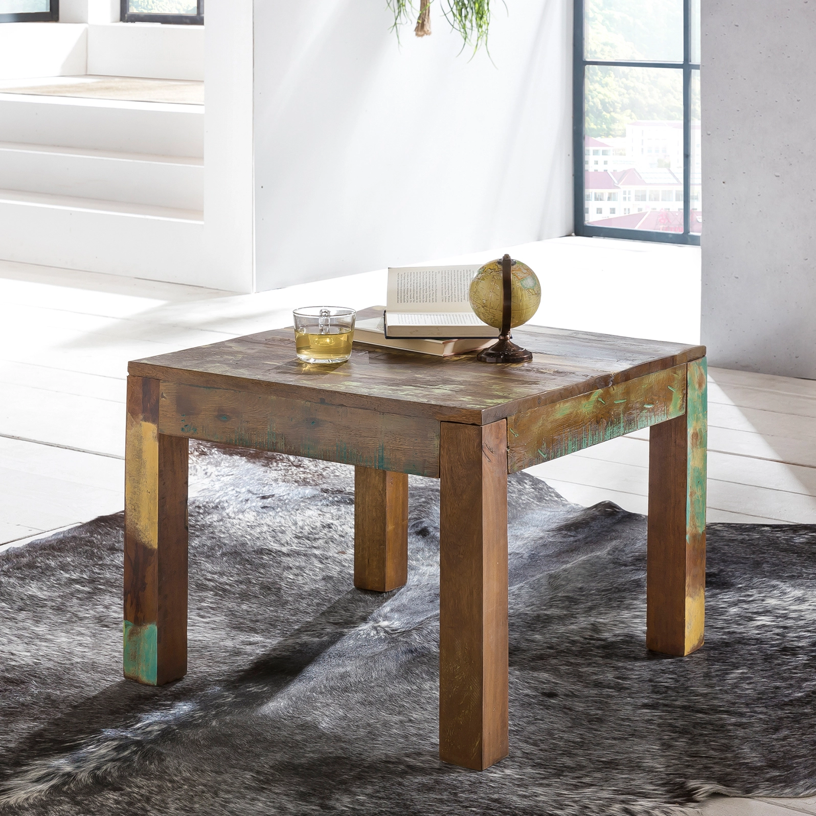FineBuy Couchtisch KALKUTTA 60 x 47 x 60 cm, Massivholz Beistelltisch Shabby-Chic, Wohnzimmer Tisch aus Bootsholz, Sofatisch quadratisch