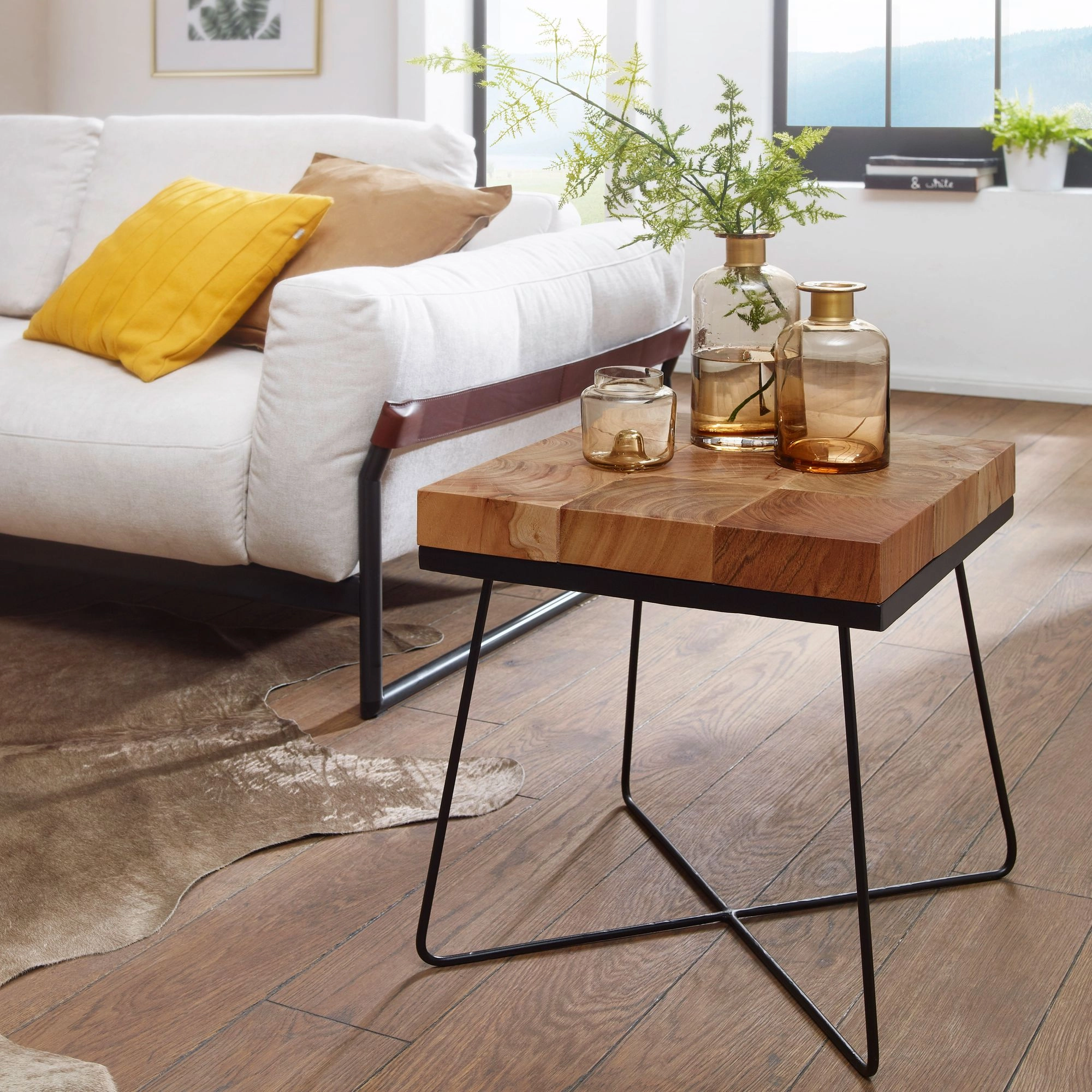 FineBuy Beistelltisch 45 x 45 x 51 cm Akazie Massivholz mit Metallgestell, Industrial Anstelltisch Quadratisch Massiv Holz Tisch Braun, Wohnzimmertisch Modern Holztisch mit Metallbeinen