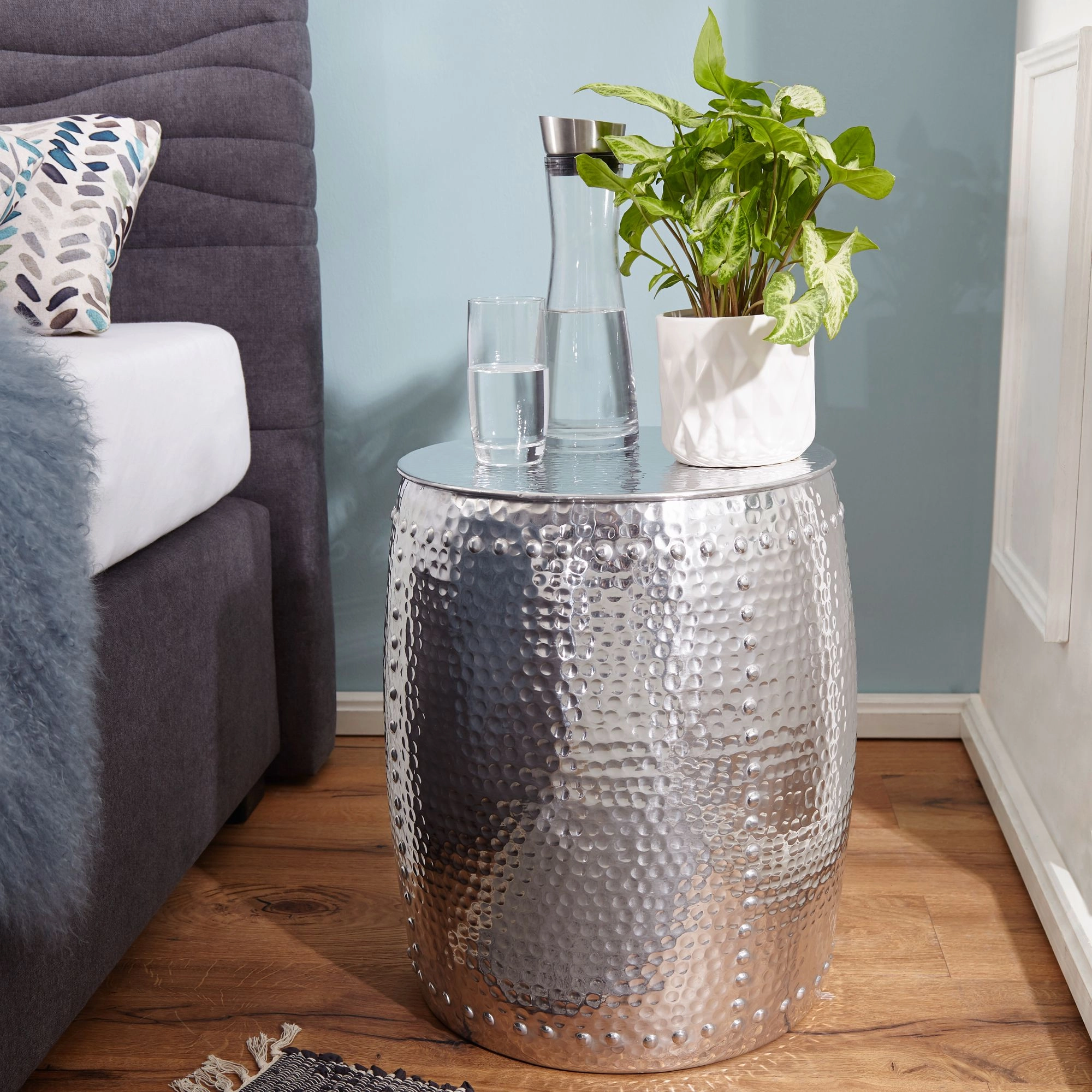 FineBuy Beistelltisch 42 x 49 x 42 cm Aluminium Dekotisch orientalisch rund, Kleiner Hammerschlag Abstelltisch, Designer Ablagetisch Metall modern, Anstelltisch schmal