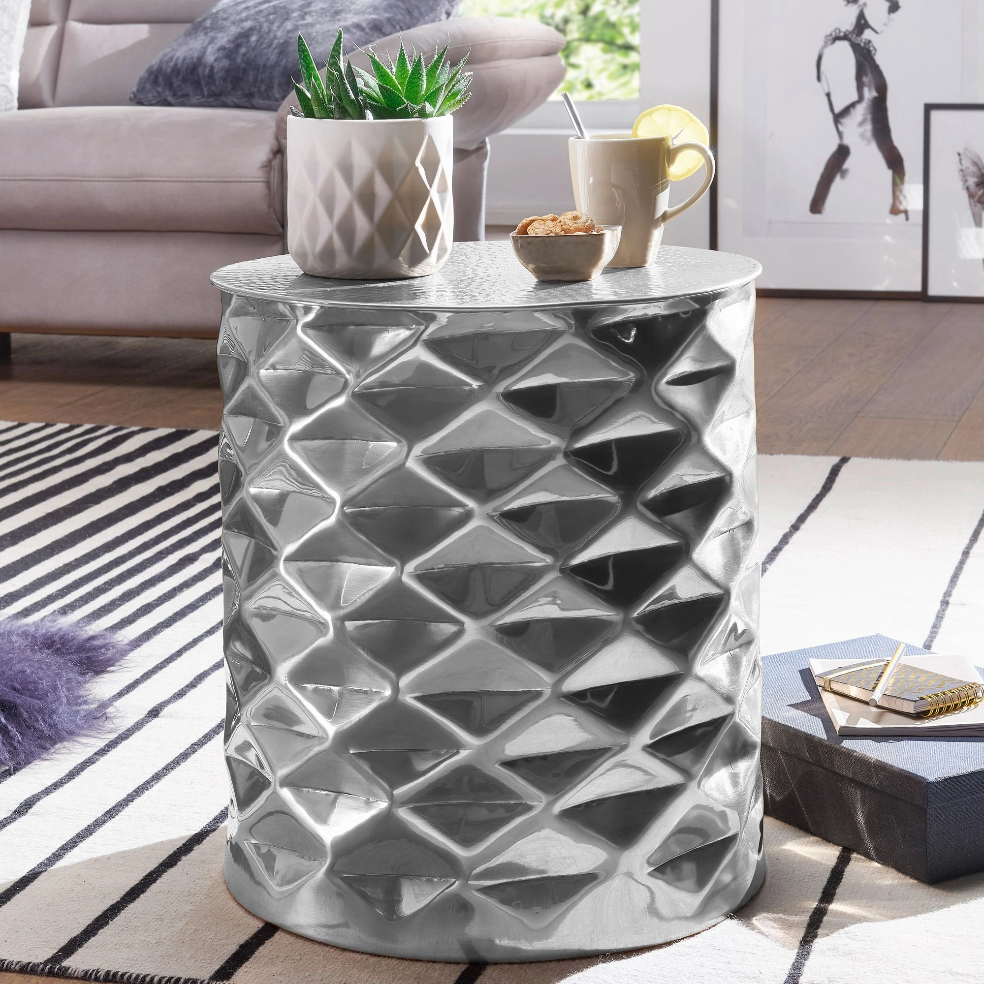 FineBuy Beistelltisch 43,5 x 48 x 43,5 cm Aluminium Couchtisch orientalisch rund, Flacher Hammerschlag Sofatisch Metall, Design Anstelltisch modern, Loungetisch indisch Stubentisch klein