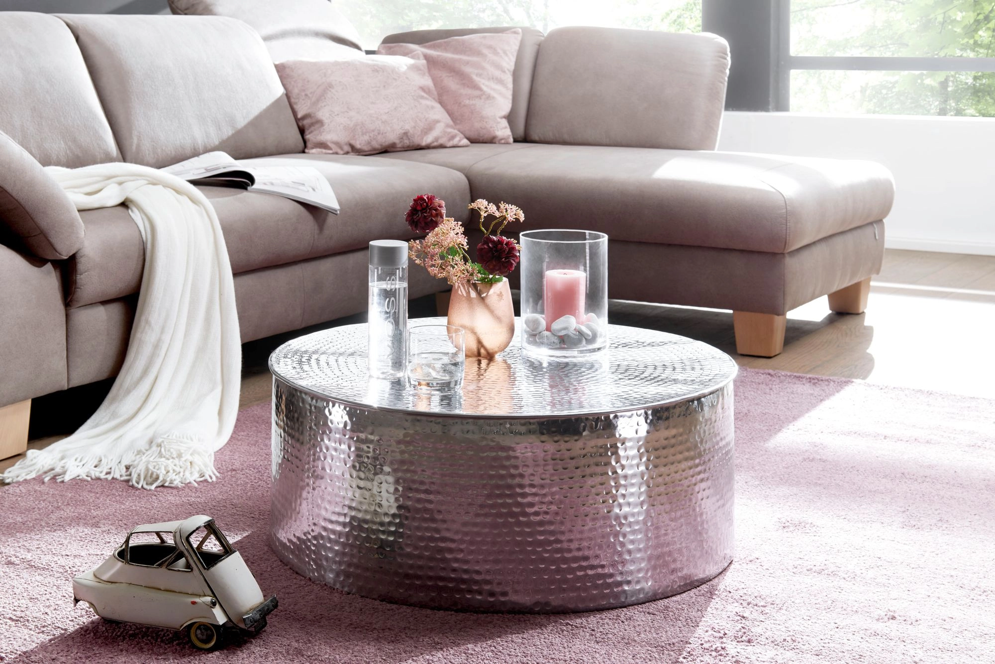 FineBuy Couchtisch 75x31x75 cm Aluminium Beistelltisch orientalisch rund, Flacher Hammerschlag Sofatisch Metall, Design Wohnzimmertisch modern, Loungetisch indisch Stubentisch klein
