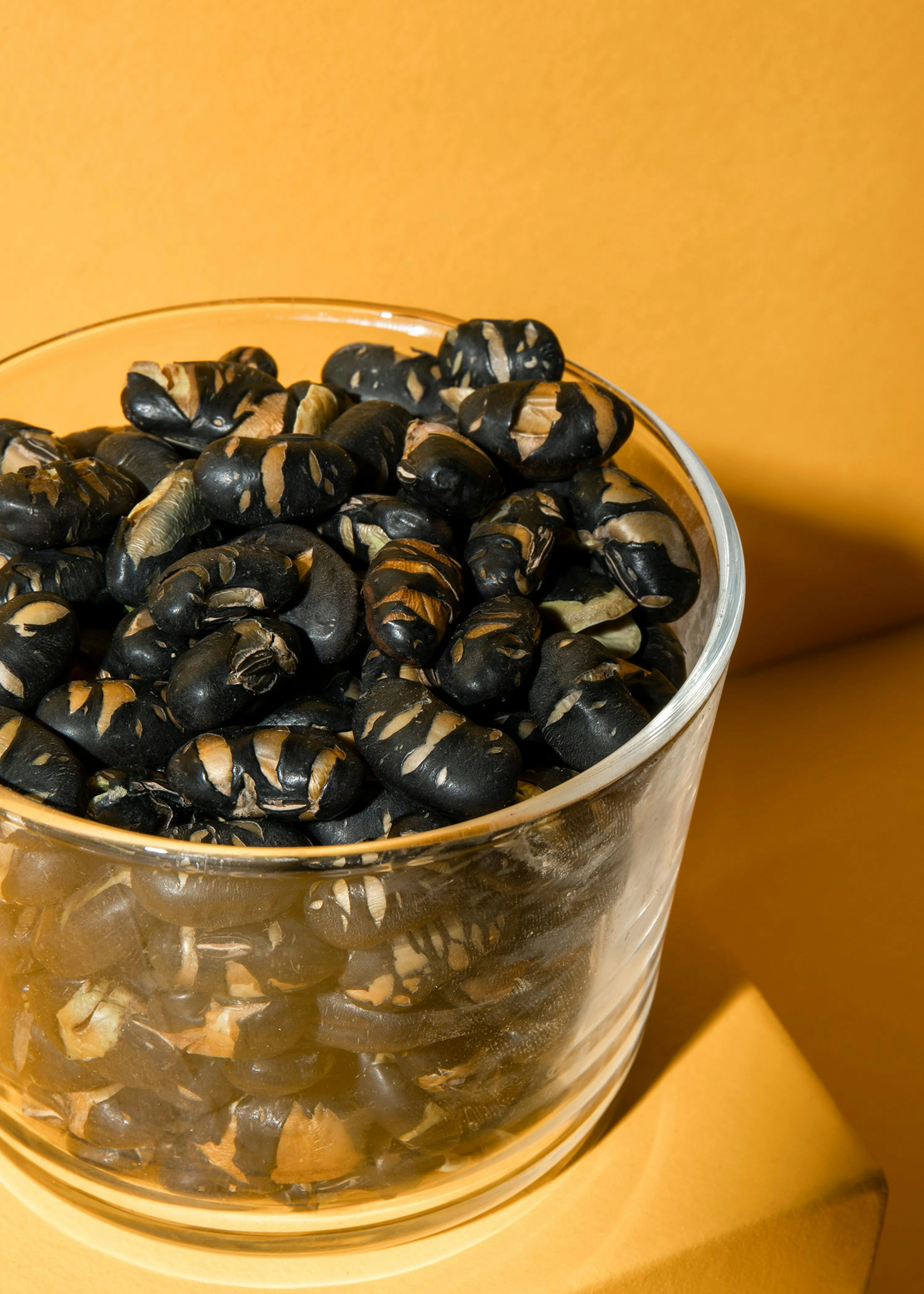 Geröstete und gesalzene schwarze Sojabohnen 750 g