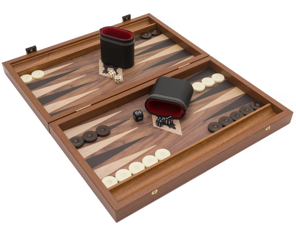 Das Manopoulos Walnuss-Schwarz und Eiche Club Kompakte Backgammon-Set mit Deluxe Vinyl-Bechern