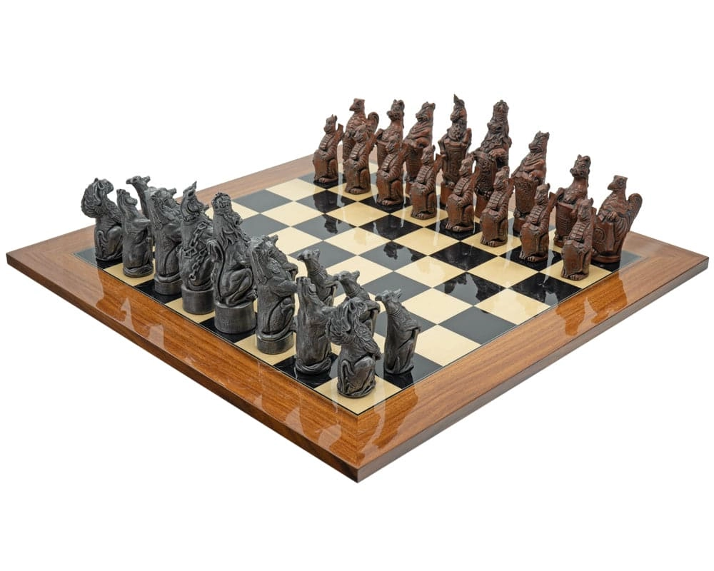 Das Berkeley Schachspiel Royal Beasts aus Metall und Palisander groß Schachset