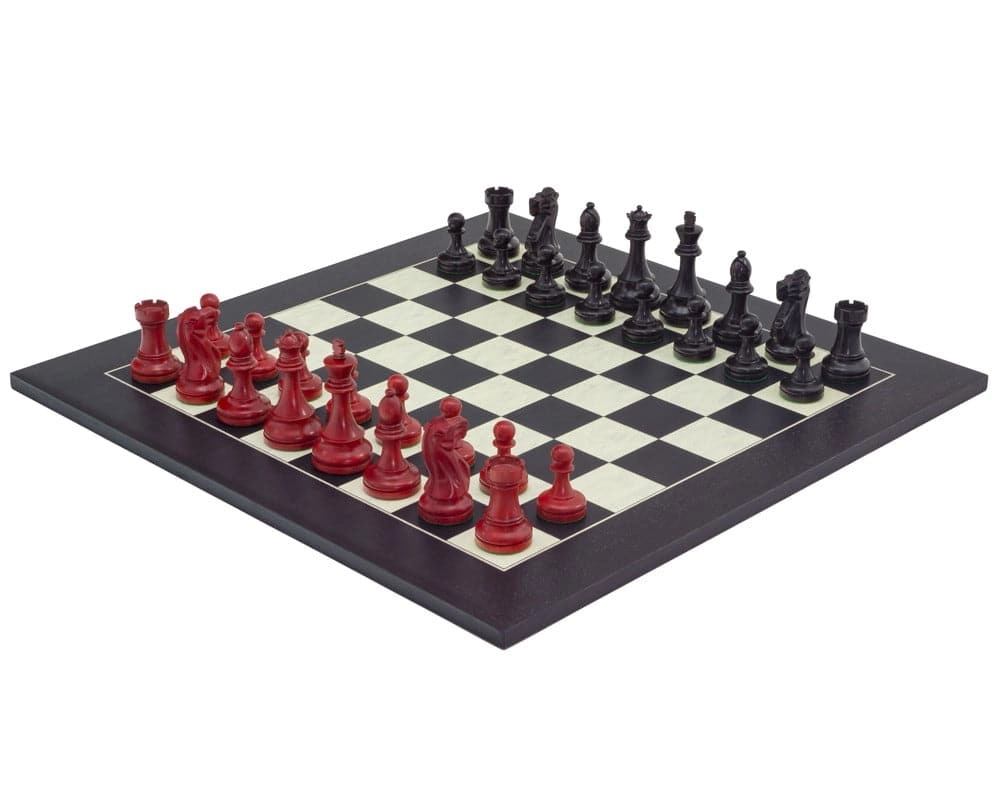 Das Rot-Schwarze Broadbase-Schachspiel