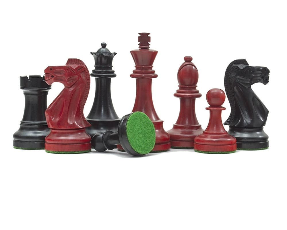 Breitbasige Schachfiguren in Rot und Schwarz, 10 cm