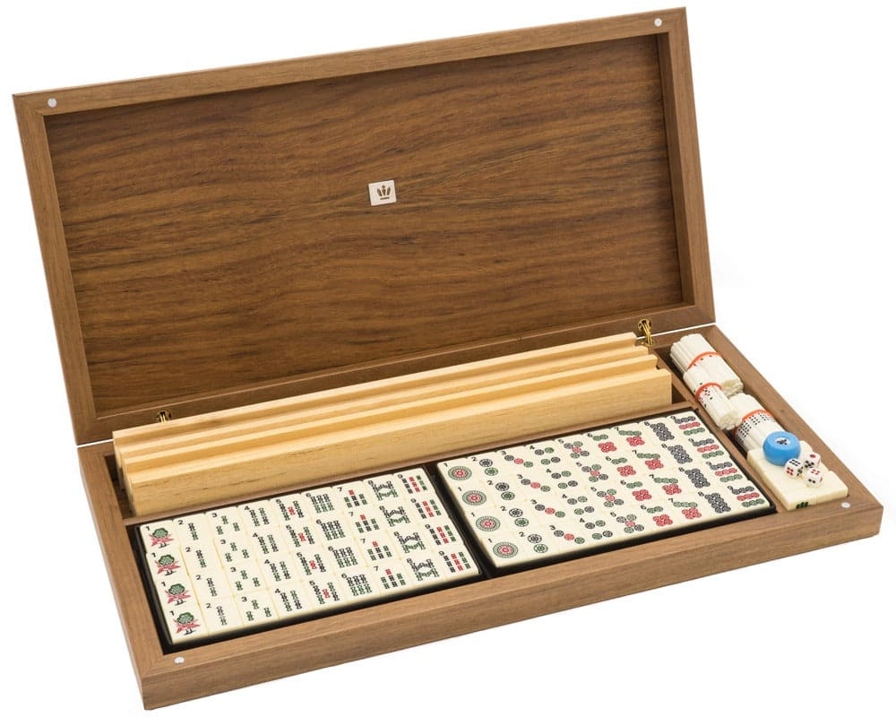 Das Dal Negro Luxus-Mah-Jong-Set mit Walnuss-Gehäuse - US-Version
