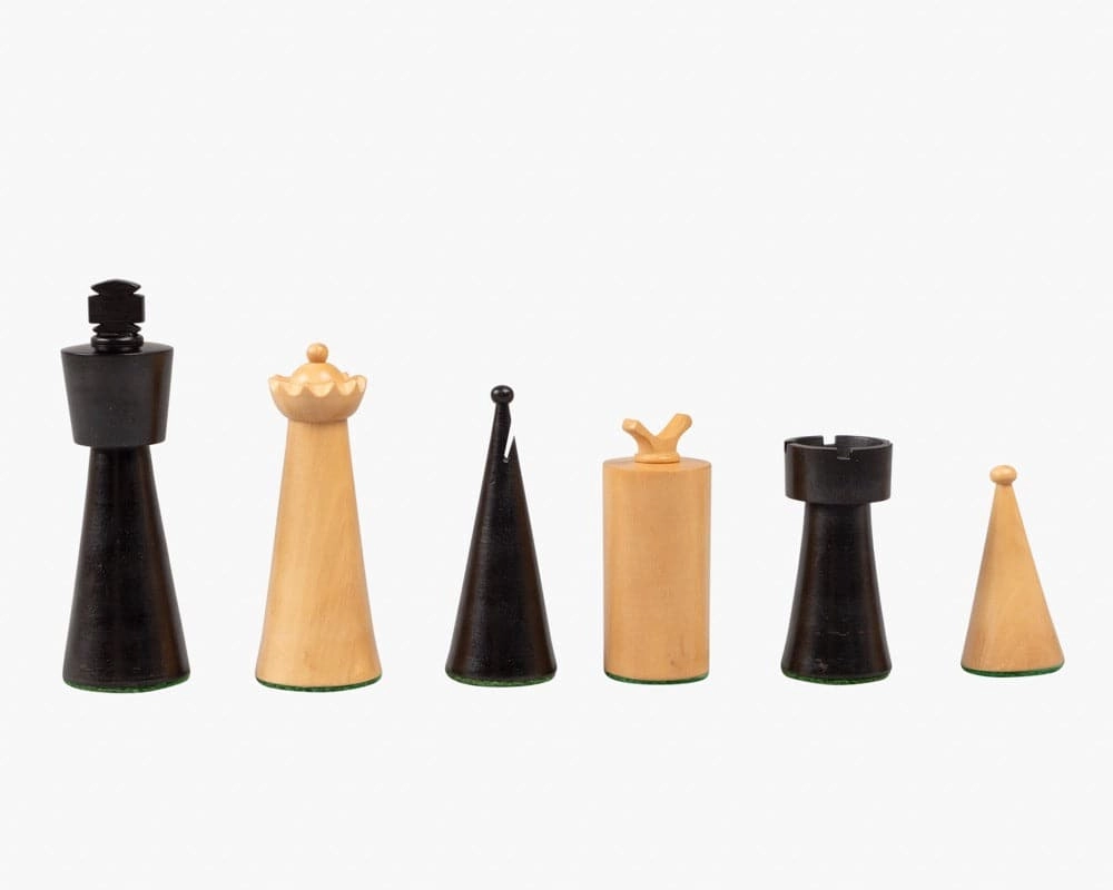 Art-Déco-Schachfiguren aus ebonisiertem Holz und Buchsbaum, 9 cm