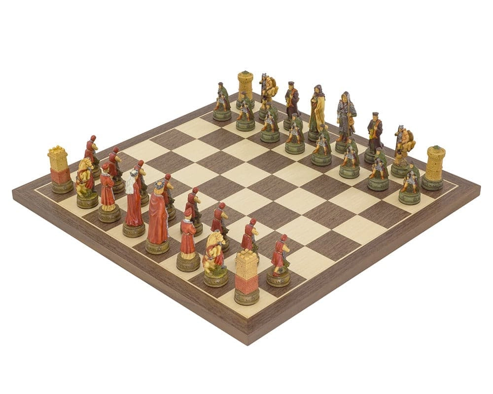 Das Camelot handbemalte Schachset