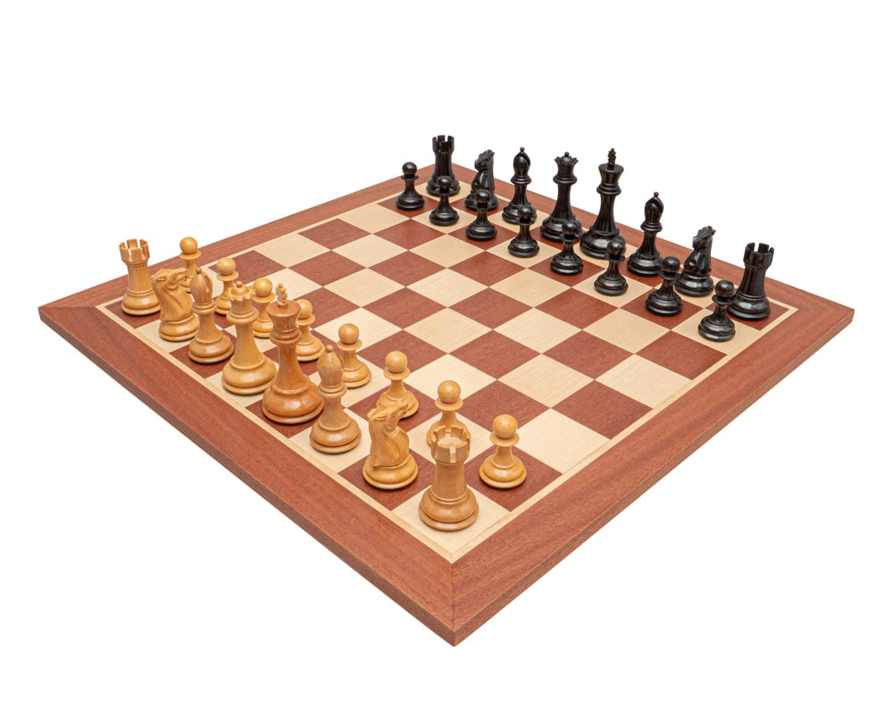 Das Abingdon Schachset aus Schwarz und Mahagoni