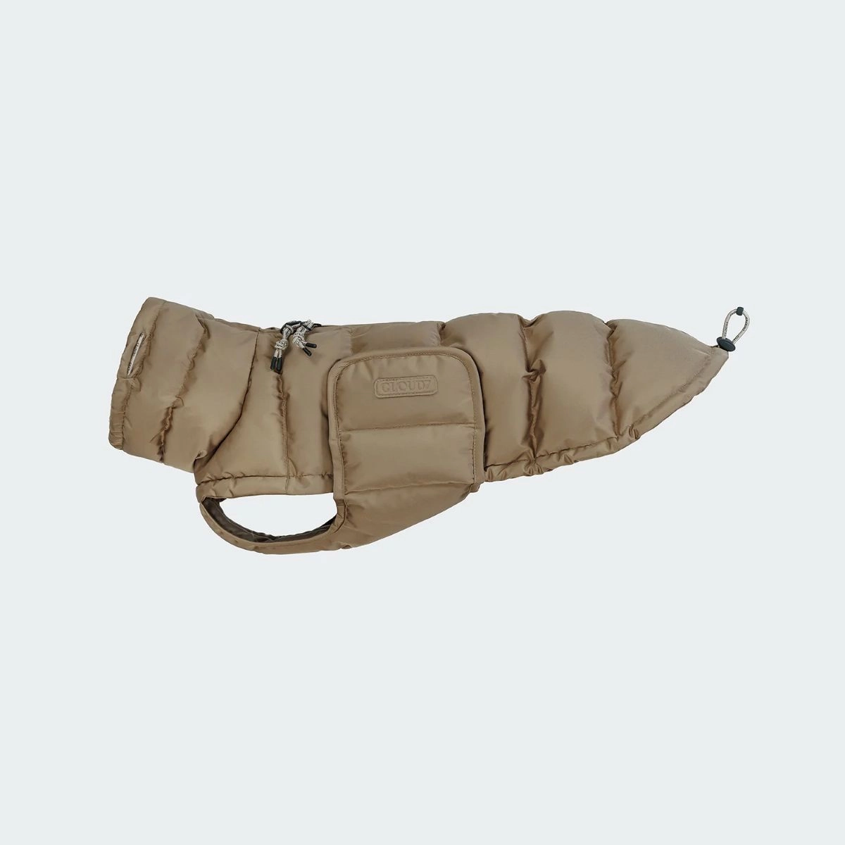 Cloud7 Hundemantel Alaska Dackel Sandy Brown 5 Braun Beige Winterhundemantel | Daunenmantel für Dackel | für Geschirrträger | mit Klettverschluss | mi