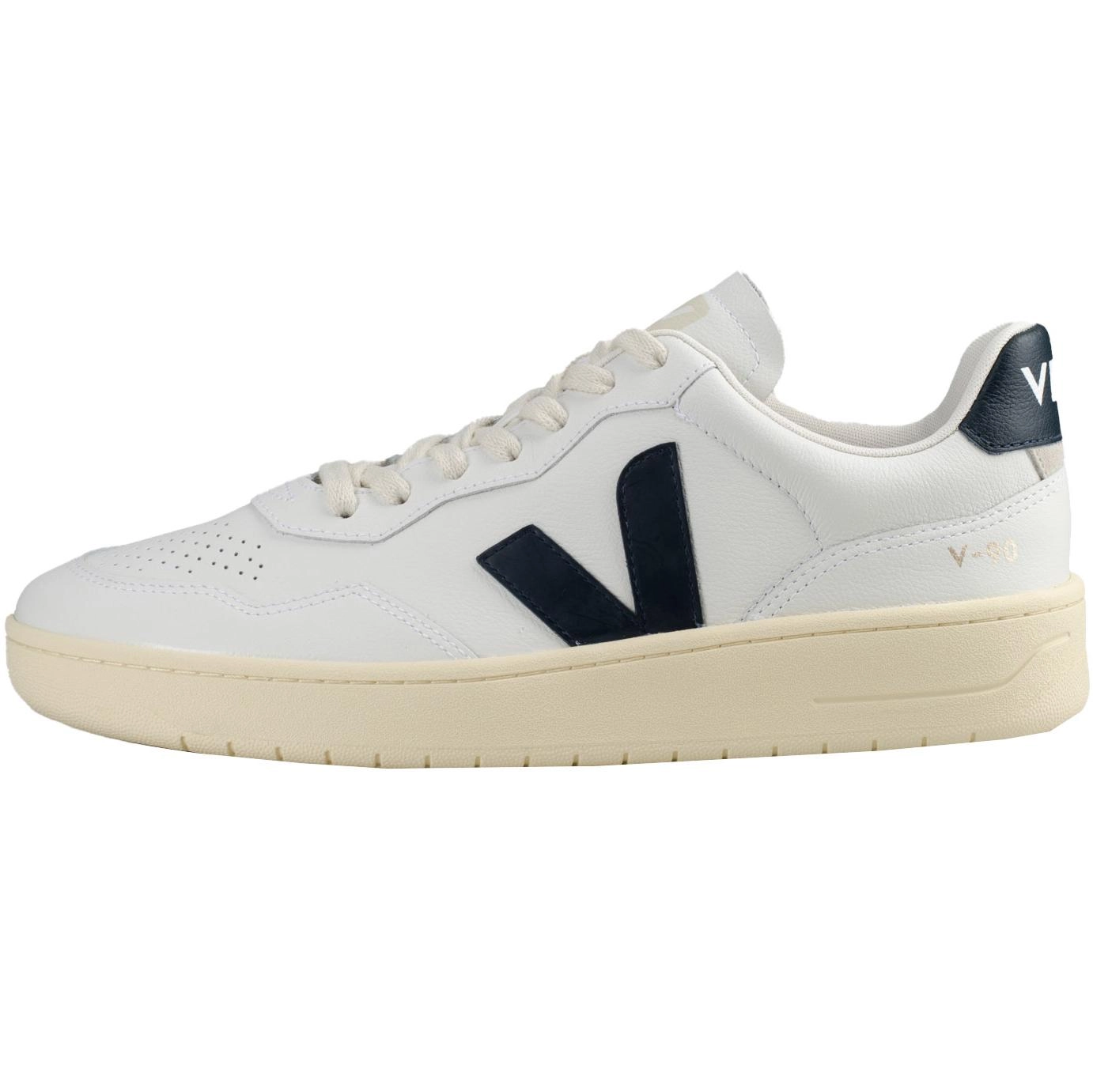 Veja V-90 Leather