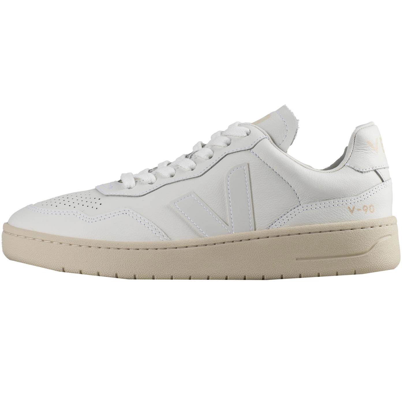 Veja V-90 Leather