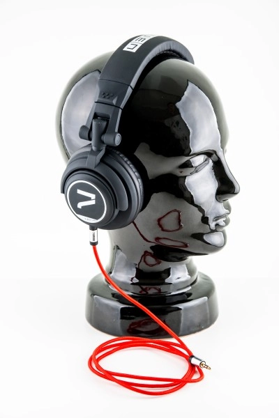 7even Kopfhörer schwarz-rot/ The Headphone black/ red