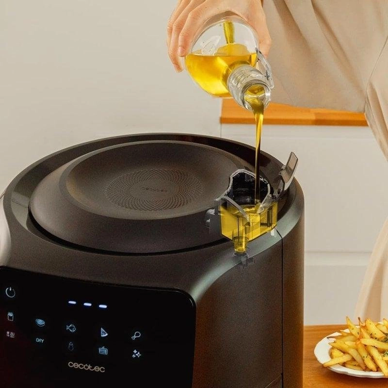Heißluftfritteuse Cecotec Cecofry Rain 5.5L 1550W mit Öl-Dosiersystem