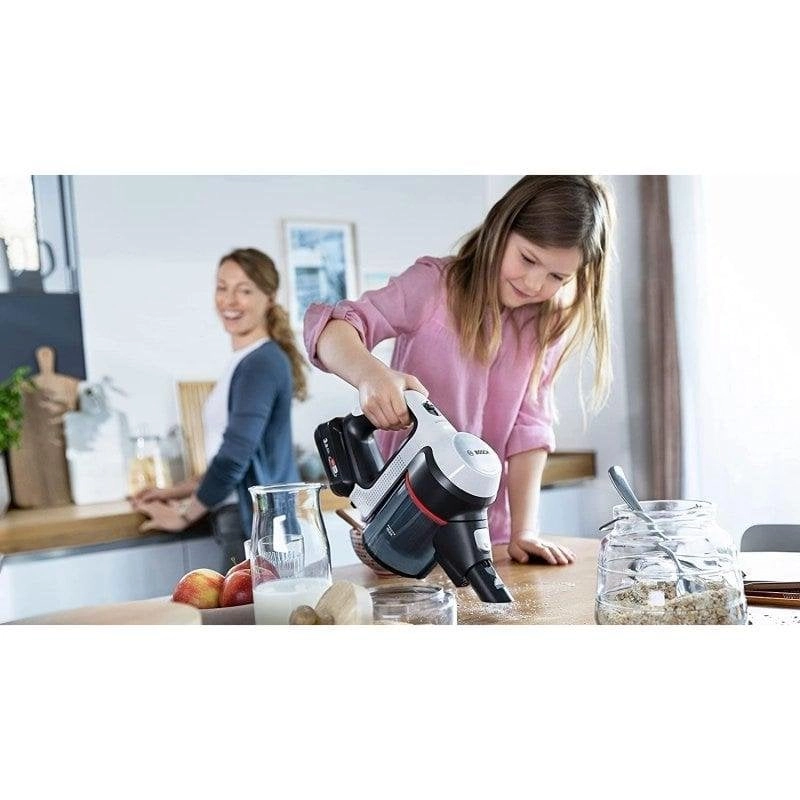 Akku Staubsauger Bosch Unlimited 7 BBS711W 18V 40 Minuten Tierhaare 0,3L