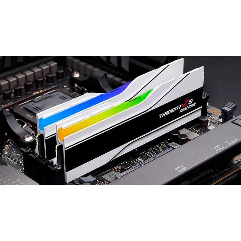 G.Skill Trident Z5 Neo RGB DDR5 6400 MHz 32 GB 2 x 16 GB CL32 AMD Expo Weiß