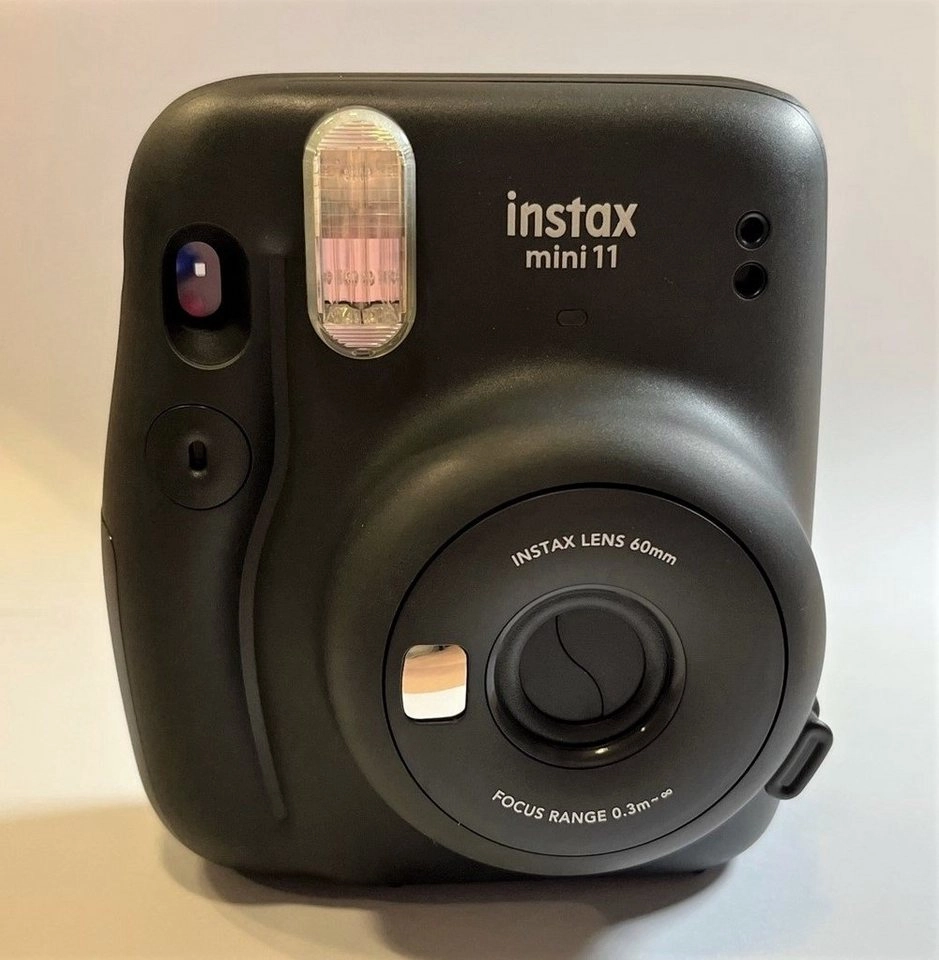 Fujifilm Instax Mini Sofortbildkamera Grau | Objektiv: 60 mm | automatische Belichtung | anpassbare Linse | Integriertes Bildzählwerk | integrierte Blitz