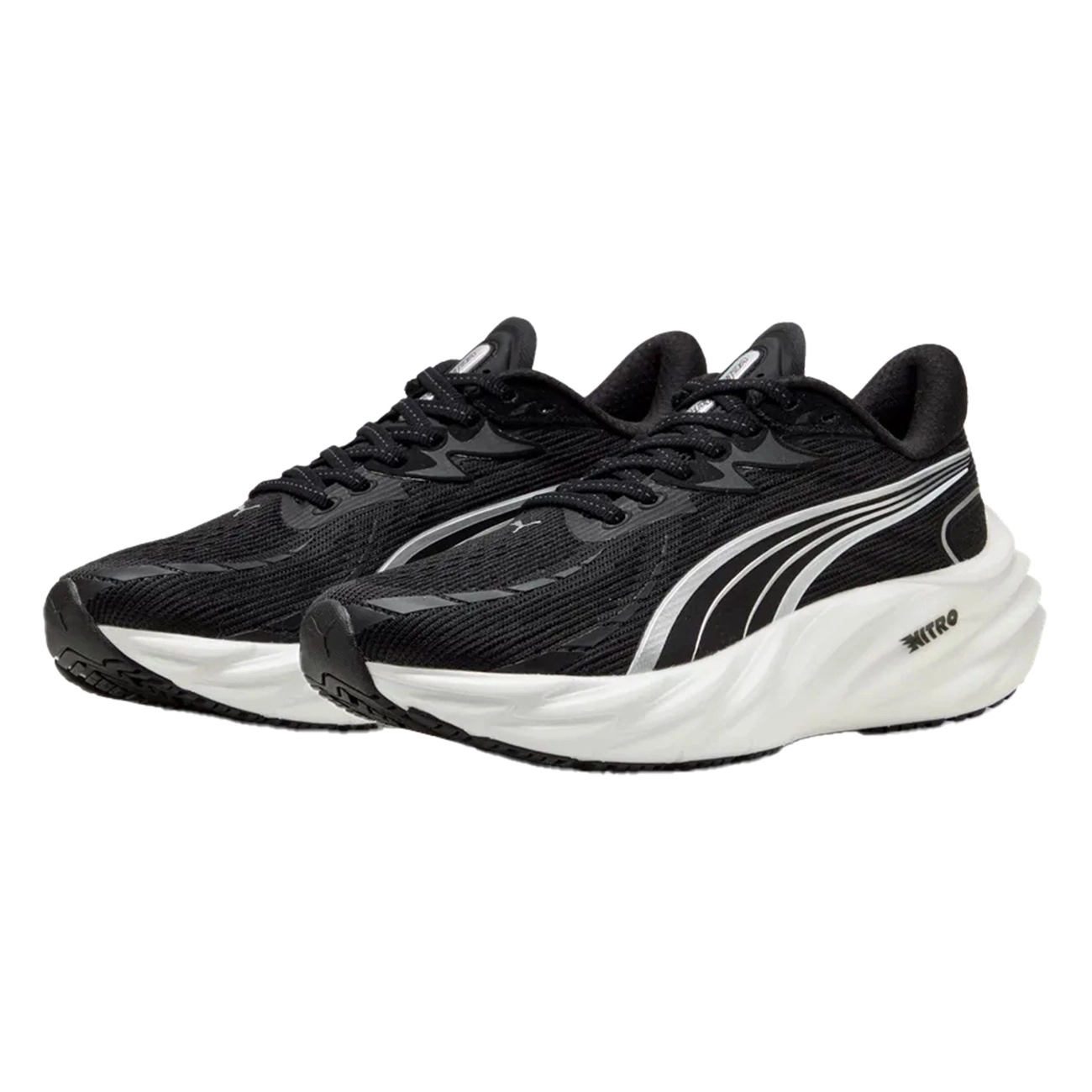 Puma Velocity NITRO™ 4 | Untergrund: STRASSE | Sprengung: 10 | Pronation: NEUTRAL | Läufertyp: HÄUFIG | Dämpfungsgrad: MITTEL | Standhöhe 36 mm/26 mm | Passform: Regulär