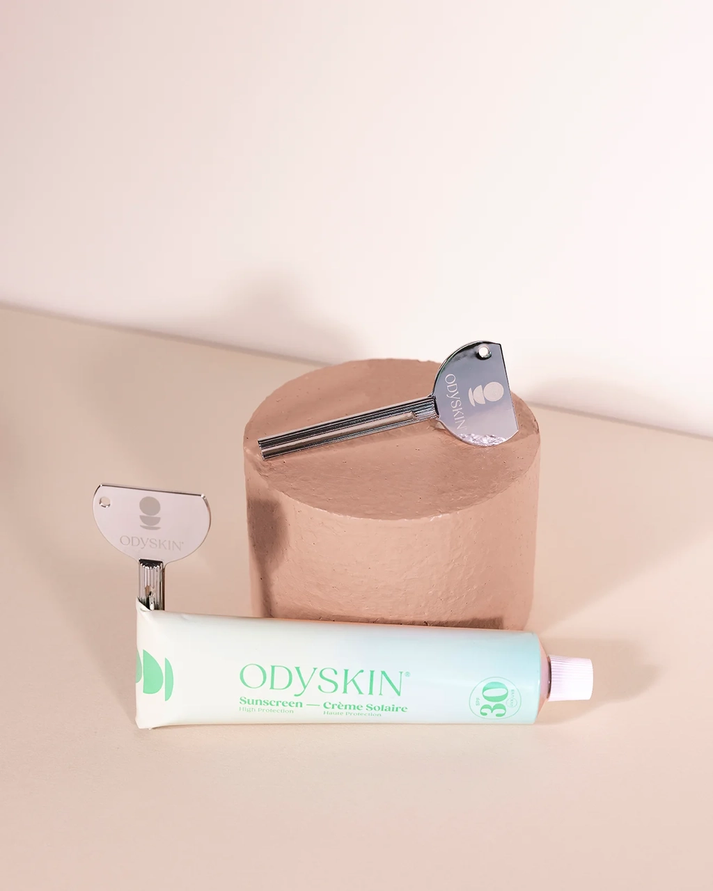 Tubenschlüssel - Odyskin Sonnenkosmetik (Cosmos Organic, Vegan)