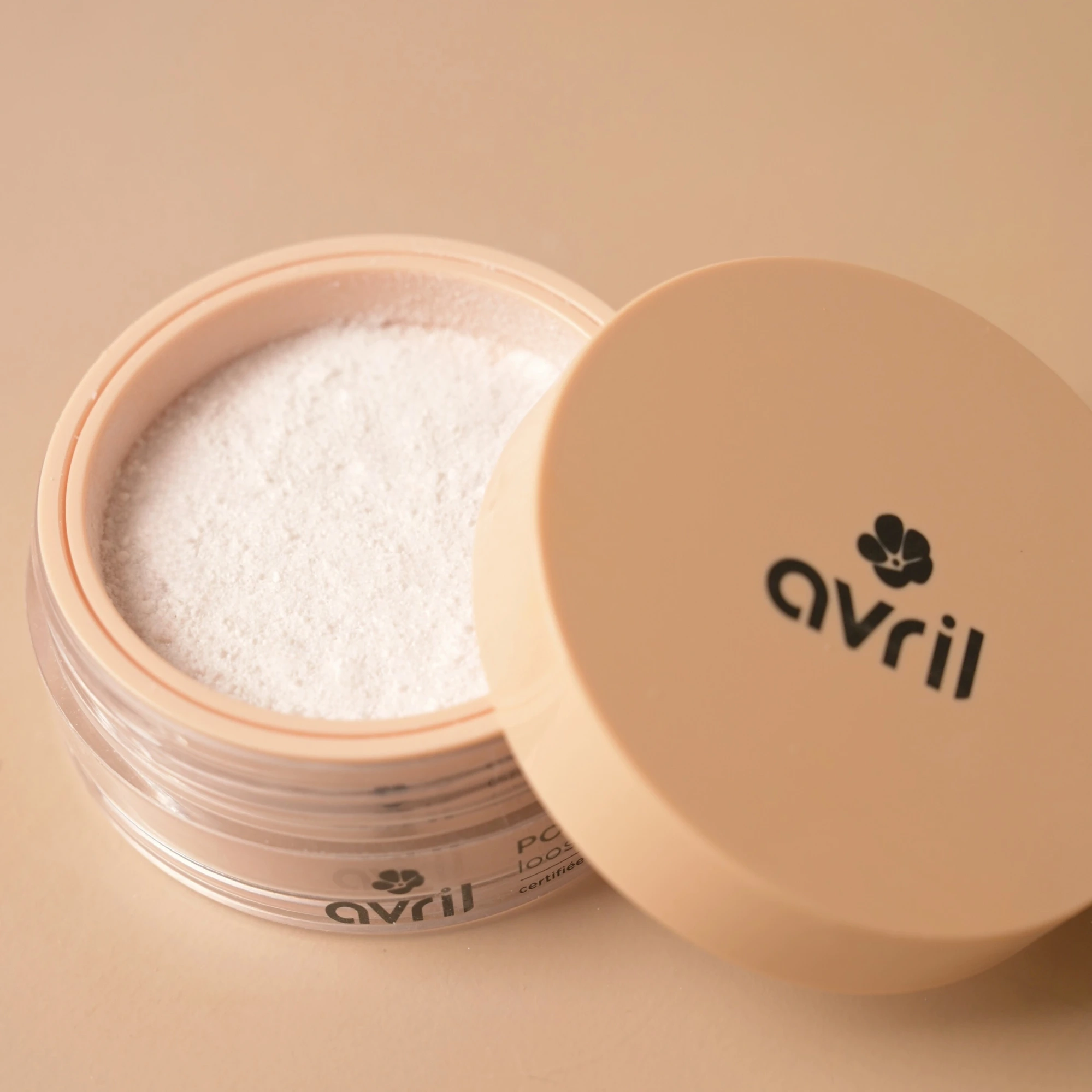Avril Lose Powder - light to medium skin tones