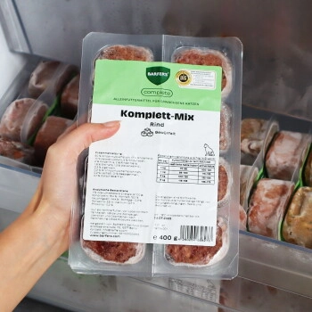 BARFER'S Würfel: Komplett-Mix Rind für Katzen 8x400 g