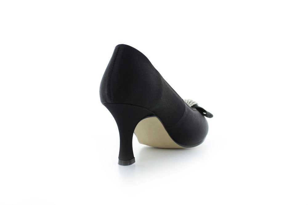 White Lady »705 Vintage Satin-Pumps« Pumps