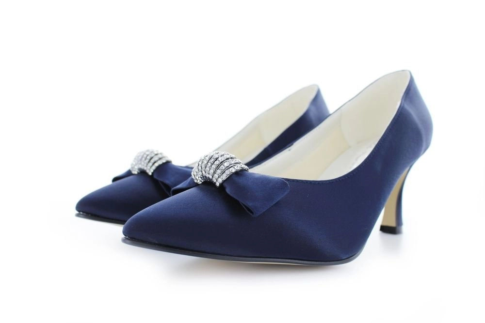 White Lady »705 Vintage Satin-Pumps« Pumps