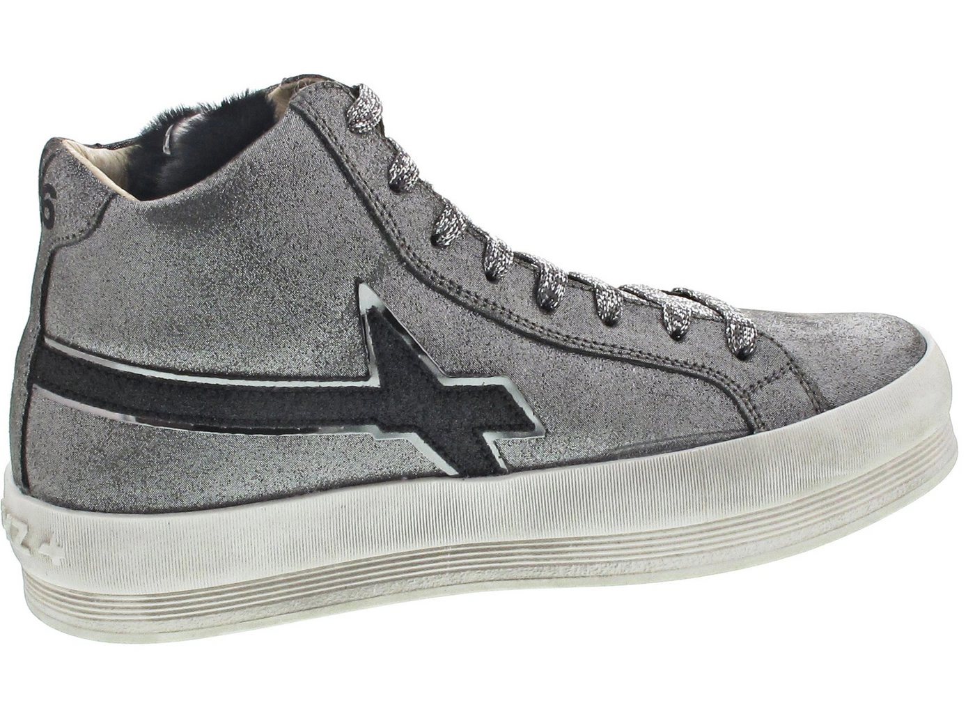 W6YZ Sneaker